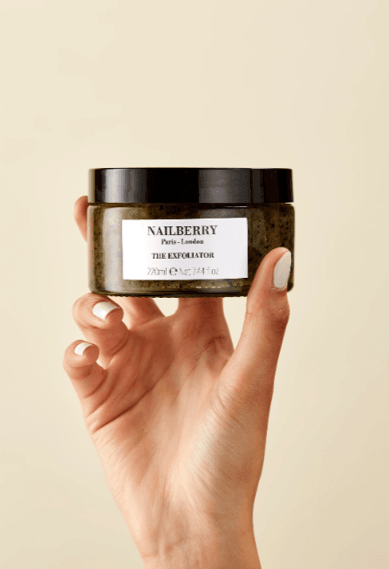 NAILBERRY SKRUBB